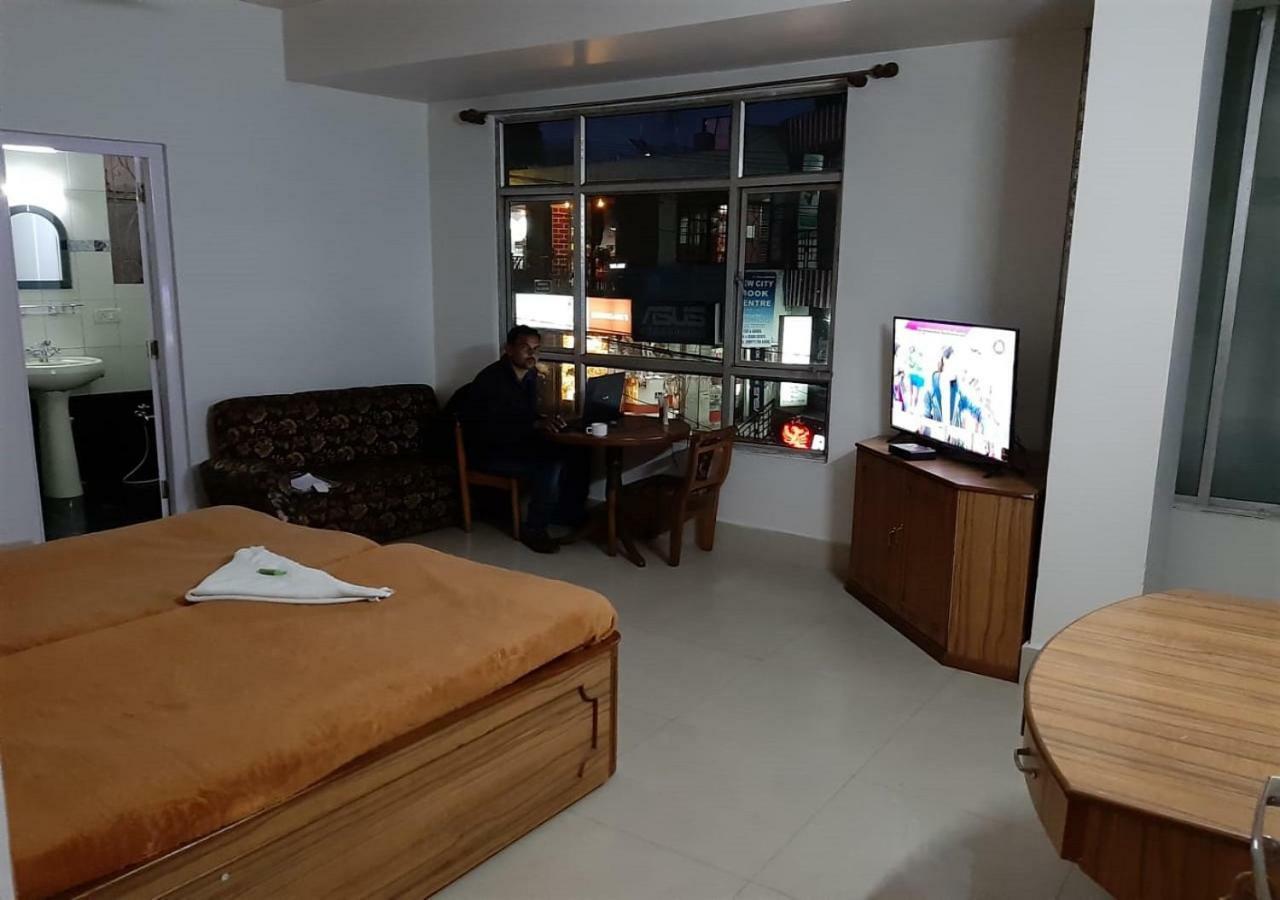 The Zara Residency Hotel Shillong Exterior photo