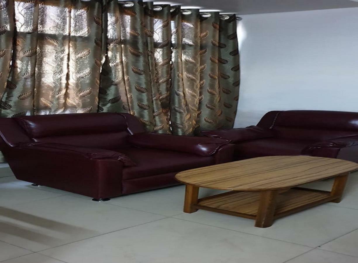 The Zara Residency Hotel Shillong Exterior photo
