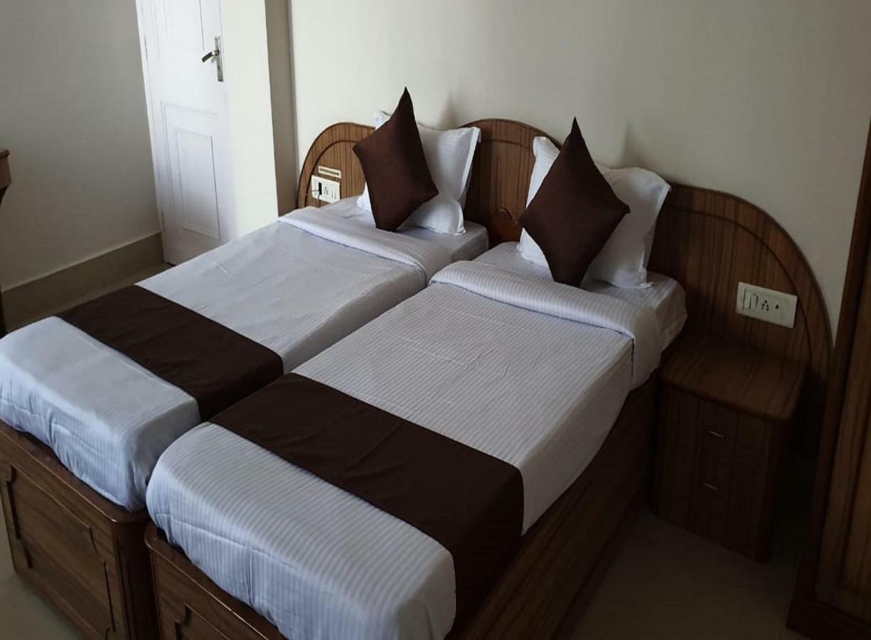The Zara Residency Hotel Shillong Exterior photo